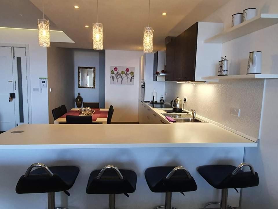 Sunset Holiday Apartment With Communal Pool + Views Ghajn Melel Экстерьер фото